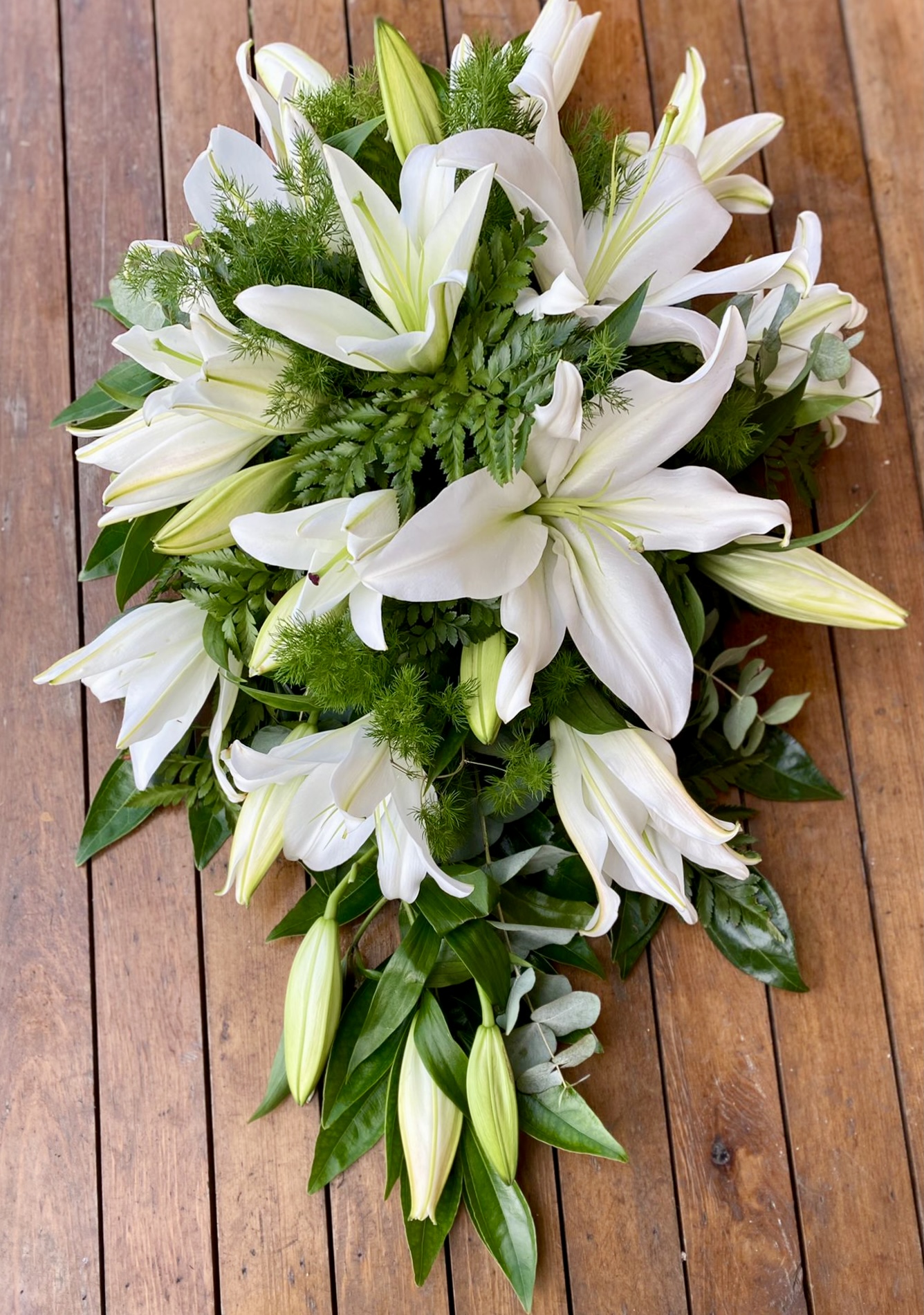 White Lily Spray