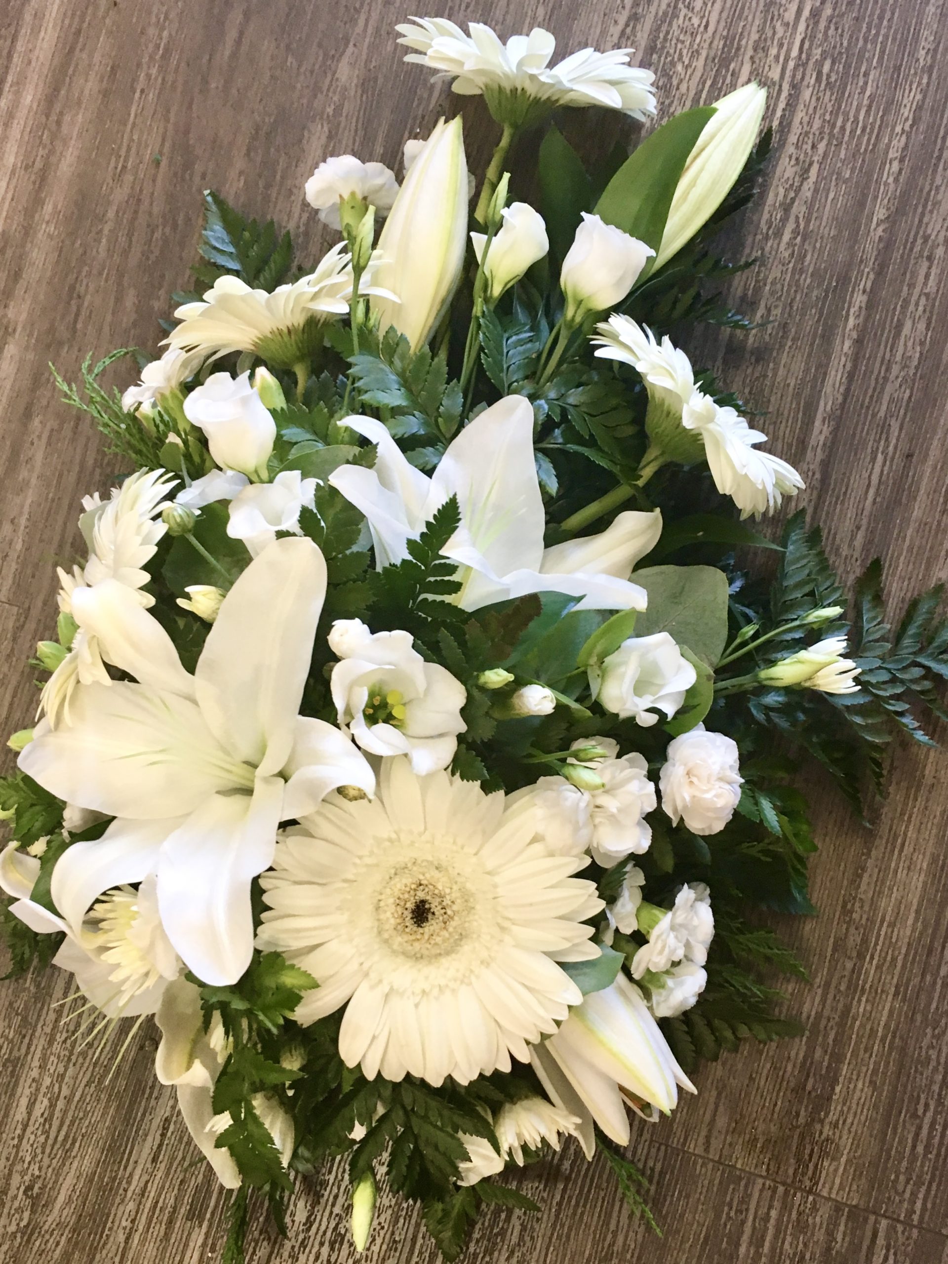 White Lily Spray - Image 2